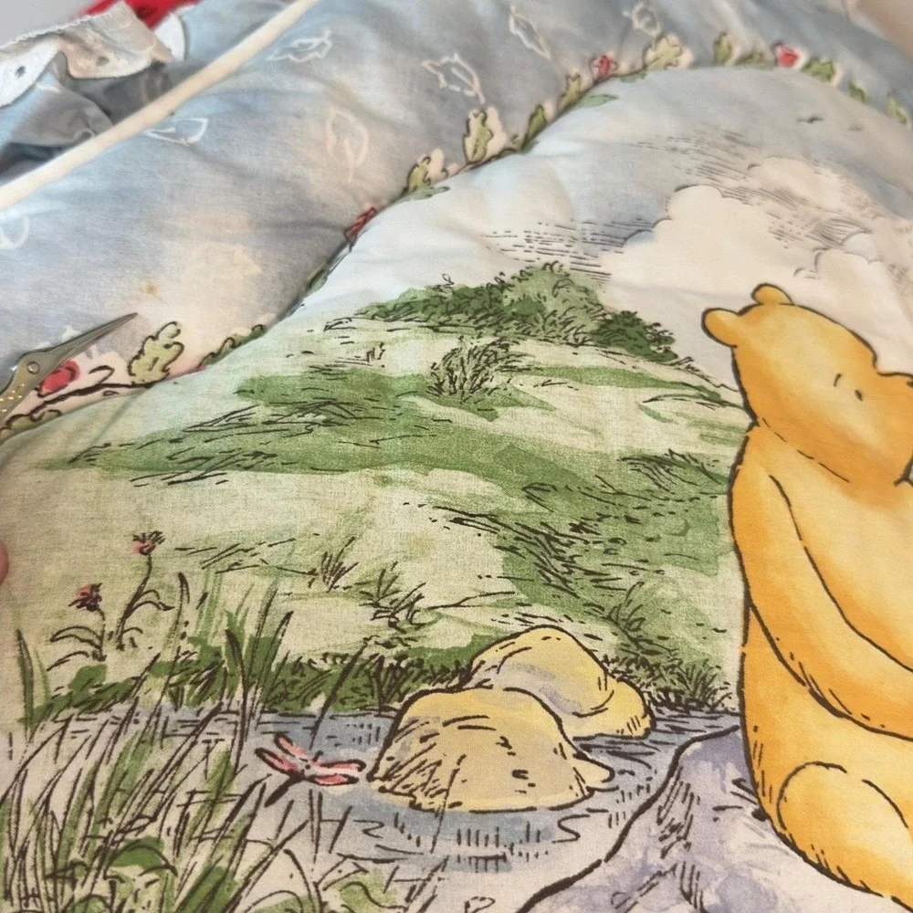 Vtg 1999 Classic‎ Winnie the Pooh Red Calliope Baby Bedding Comforter Set